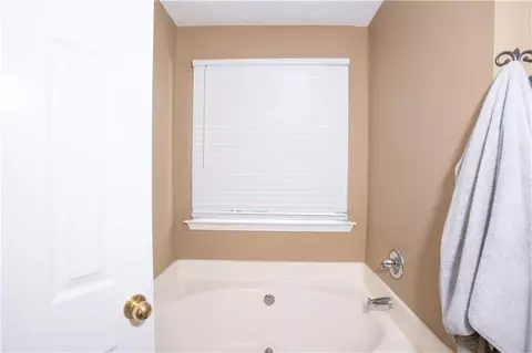 122 Meadow View Dr, Jackson, GA 30233 photo 18