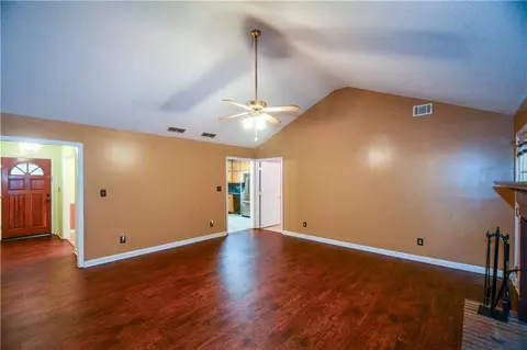 265 Pine Tree Ln, Mcdonough, GA 30252 photo 9