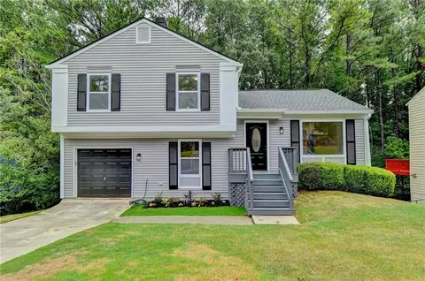 10465 Ash Rill Dr, Alpharetta, GA 30022