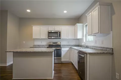652 Sedona Loop, Hampton, GA 30228 photo 10