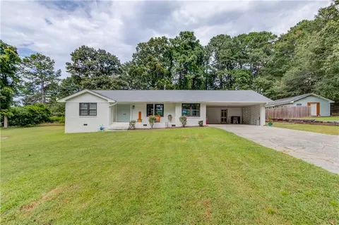 171 Lendon Ln, Lawrenceville, GA 30043