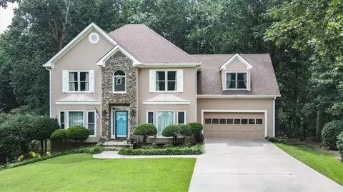 2045 Ivy Ln, Cumming, GA 30041