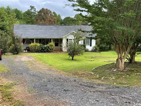 155 Oakwood Dr, Dahlonega, GA 30533