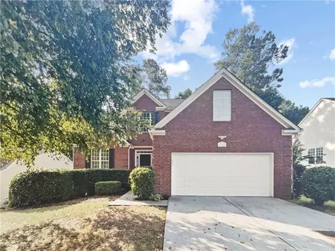 2855 Haynes Club Cir, Grayson, GA 30017
