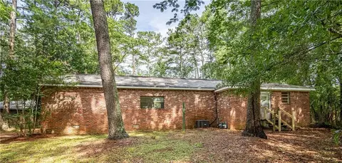 95 Anderson Dr, Hampton, GA 30228