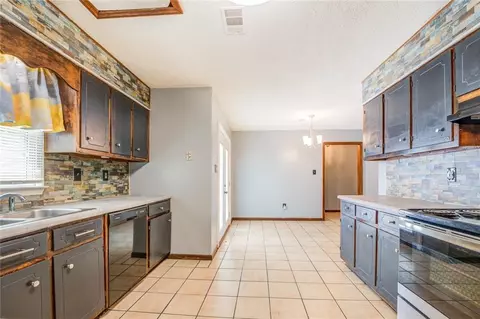 104 Briar Patch Rd, Covington, GA 30014 photo 16