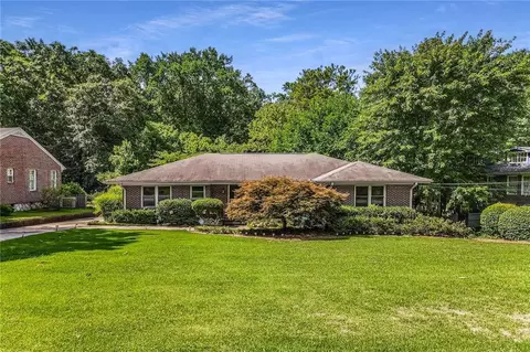 318 Westchester Dr, Decatur, GA 30030