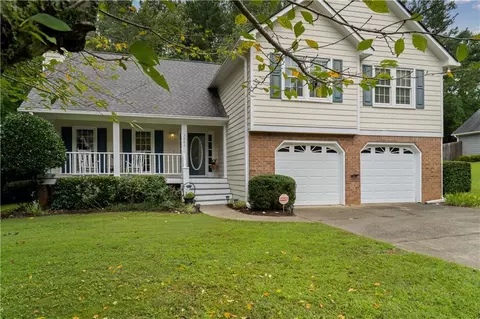3884 Beauvista Ln NW, Kennesaw, GA 30152