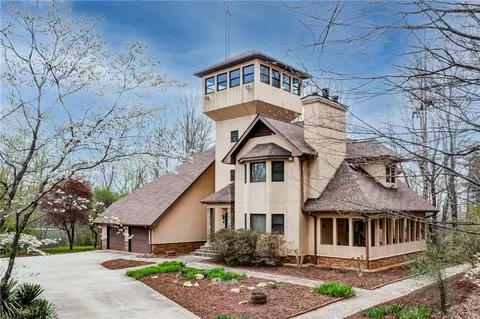 4665 Roundtop Rd, Ellijay, GA 30540