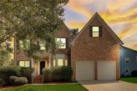 909 Buckhorn Bnd, Locust Grove, GA 30248