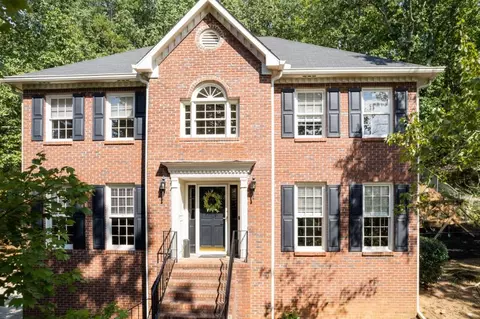 1461 Shadowrock Dr, Marietta, GA 30062