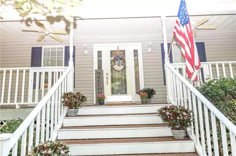 2189 Silver Cir, Gainesville, GA 30501