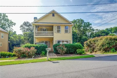 61 Poplar St, Porterdale, GA 30014
