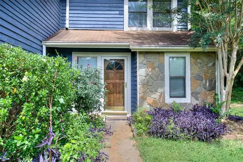3936 Springleaf Pt, Stone Mountain, GA 30083 photo 3
