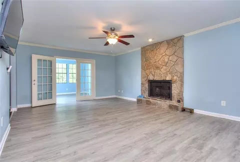 3936 Springleaf Pt, Stone Mountain, GA 30083 photo 7