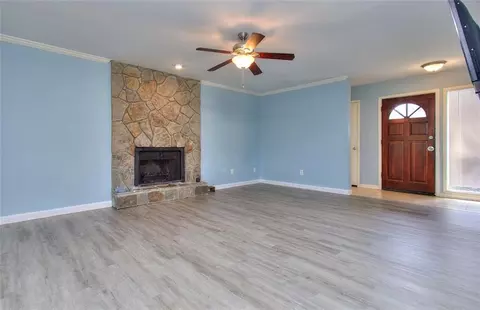 3936 Springleaf Pt, Stone Mountain, GA 30083 photo 10