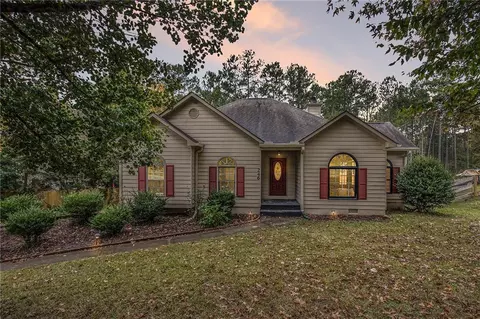 246 Acorn Tree Dr, Dallas, GA 30132