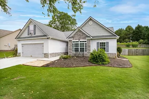 1588 Pointe South Cir, Bethlehem, GA 30620