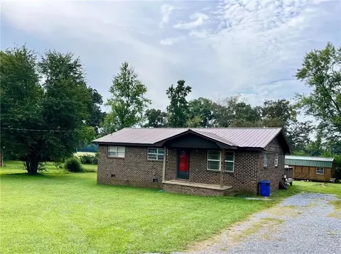 174 5th St, Calhoun, GA 30701