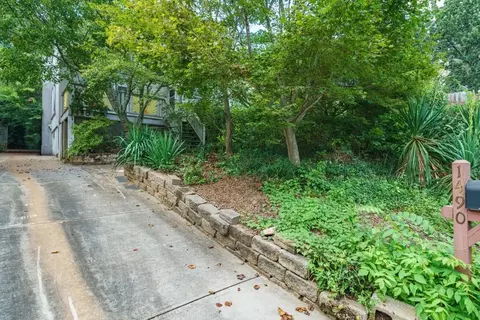 1490 Brooklyn Ave NW, Atlanta, GA 30309