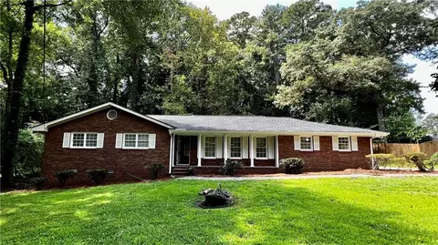 2289 Valley Dr, Snellville, GA 30078