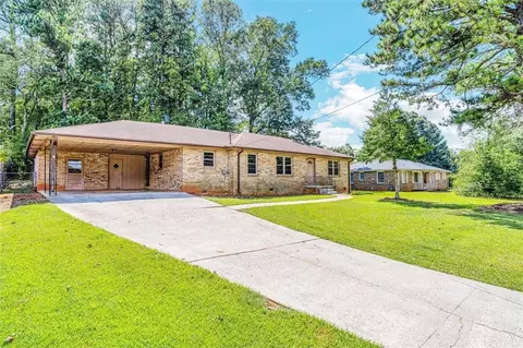 1000 Walnut Cir SW, Marietta, GA 30060
