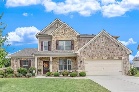 1806 Lornadoone Dr, Dacula, GA 30019