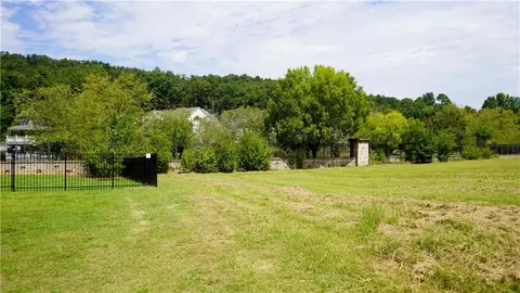 46 Mountainbrook Dr NW, Cartersville, GA 30121