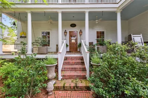 2806 Alston Dr, Atlanta, GA 30317