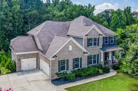 711 Crestbrook Ct, Canton, GA 30115