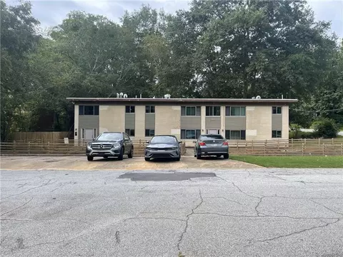 1560 Harvard Ave, College Park, GA 30337