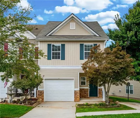 4824 Zephyr Cove Pl, Flowery Branch, GA 30542