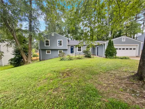2998 Clearbrook Dr, Marietta, GA 30068