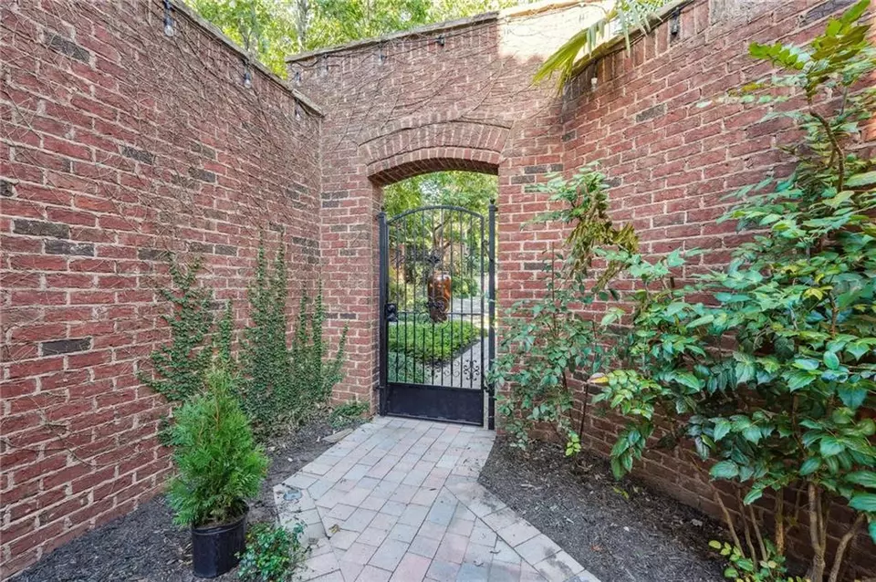  1264 Park Vista Dr NE, Atlanta, GA 30319 photo 48