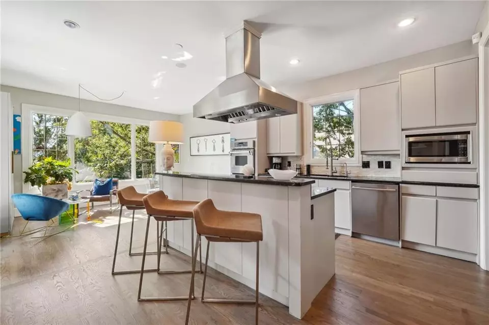  1264 Park Vista Dr NE, Atlanta, GA 30319 photo 6