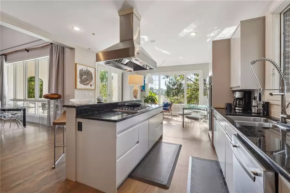  1264 Park Vista Dr NE, Atlanta, GA 30319 photo 7