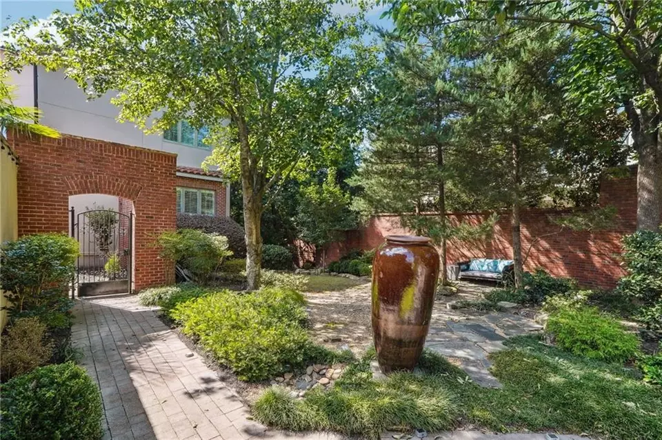  1264 Park Vista Dr NE, Atlanta, GA 30319 photo 26