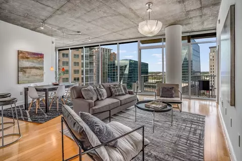 950 W Peachtree St NW #1312, Atlanta, GA 30309