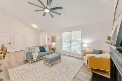 5850 Raventree Ct, College Park, GA 30349