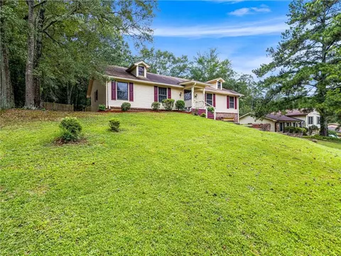 4473 Janice Dr, Atlanta, GA 30337