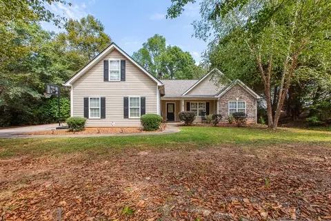 56 Ashwick Dr, Jefferson, GA 30549