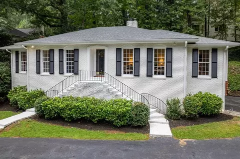 4600 Runnemede Rd, Atlanta, GA 30327