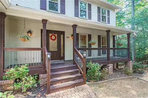 1206 Hidden Ridge Ln, Dunwoody, GA 30338