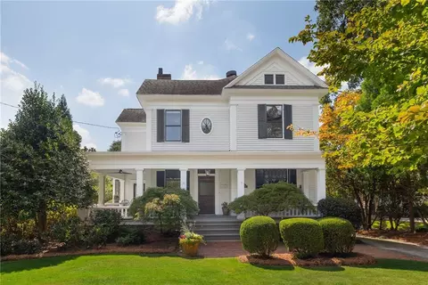 627 Sycamore St, Decatur, GA 30030