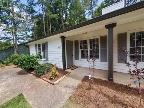 4059 Coopers Hill Dr SE, Smyrna, GA 30080