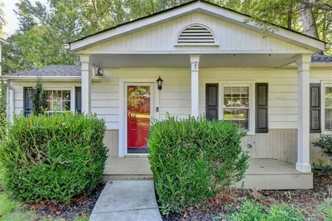1765 Georgian Ter, Atlanta, GA 30341 photo 2
