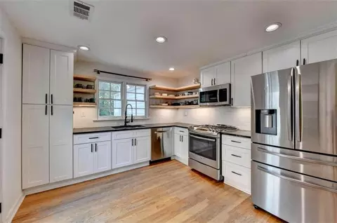 1765 Georgian Ter, Atlanta, GA 30341 photo 17
