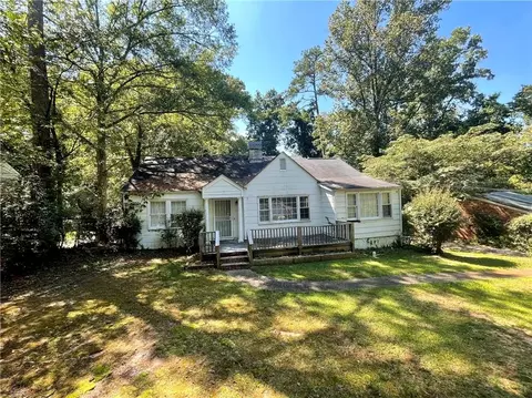 1221 Cahaba Dr SW, Atlanta, GA 30311
