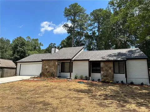3374 Oak Dr SE, Conyers, GA 30013