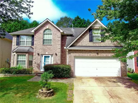 8449 Regent St, Jonesboro, GA 30238
